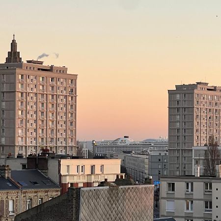 Le Petit Nid Perche Sous Les Toits, Vue Mer Le Havre Exteriör bild